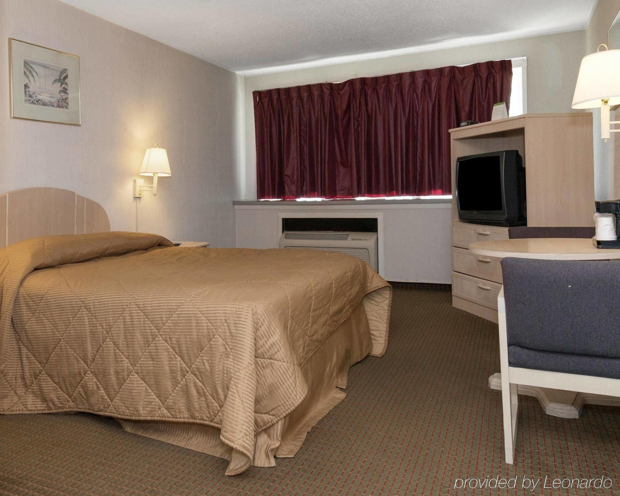 Rodeway Inn Анаполис Екстериор снимка