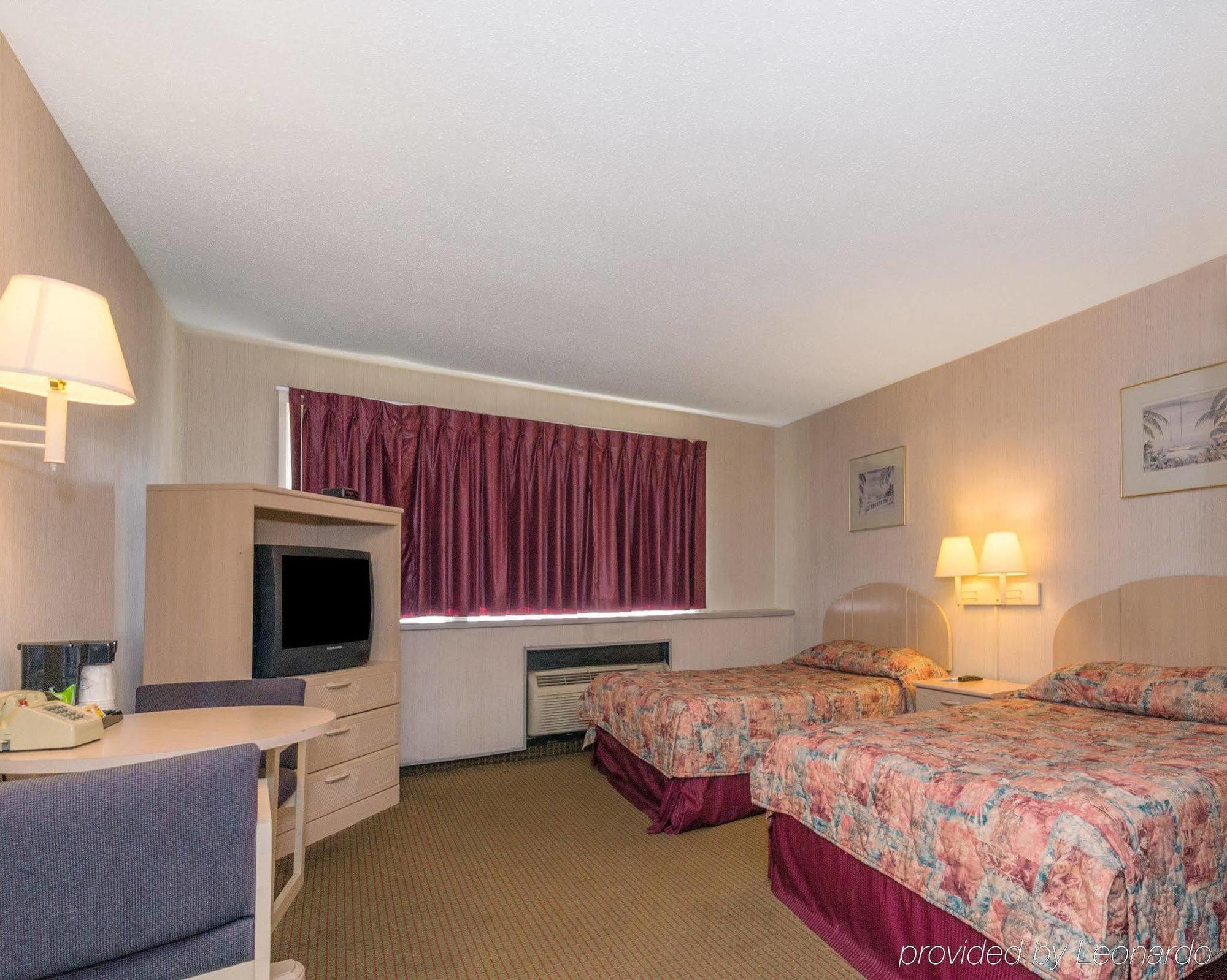 Rodeway Inn Анаполис Екстериор снимка