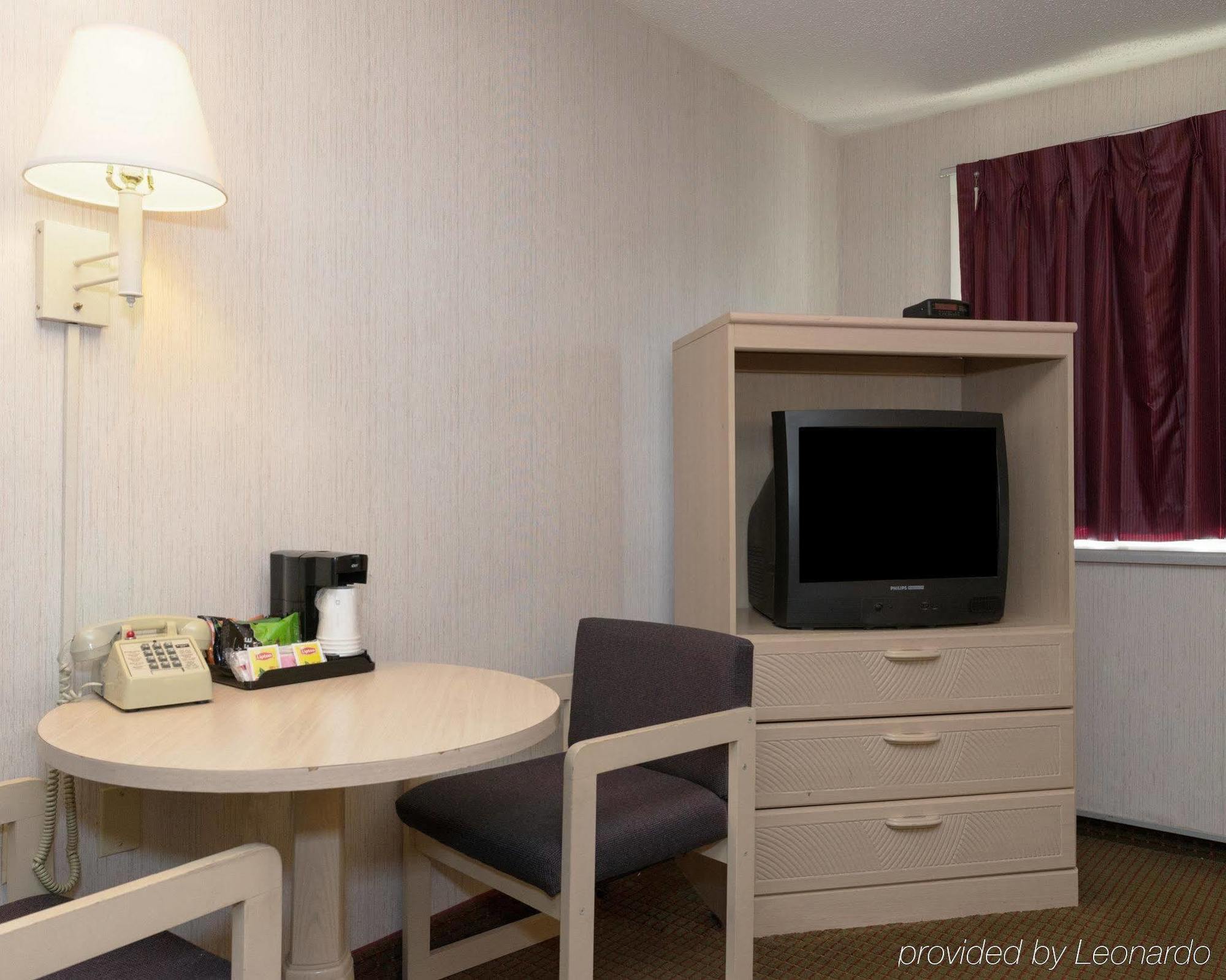 Rodeway Inn Анаполис Екстериор снимка